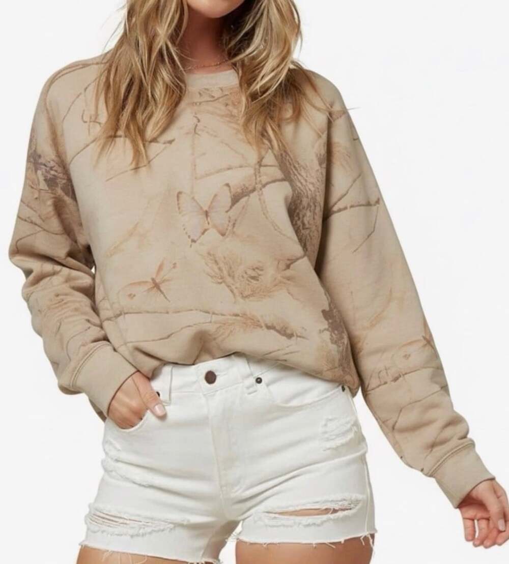 Dairy Boy Camo Butterfly Crewneck Sweatshirt Size L